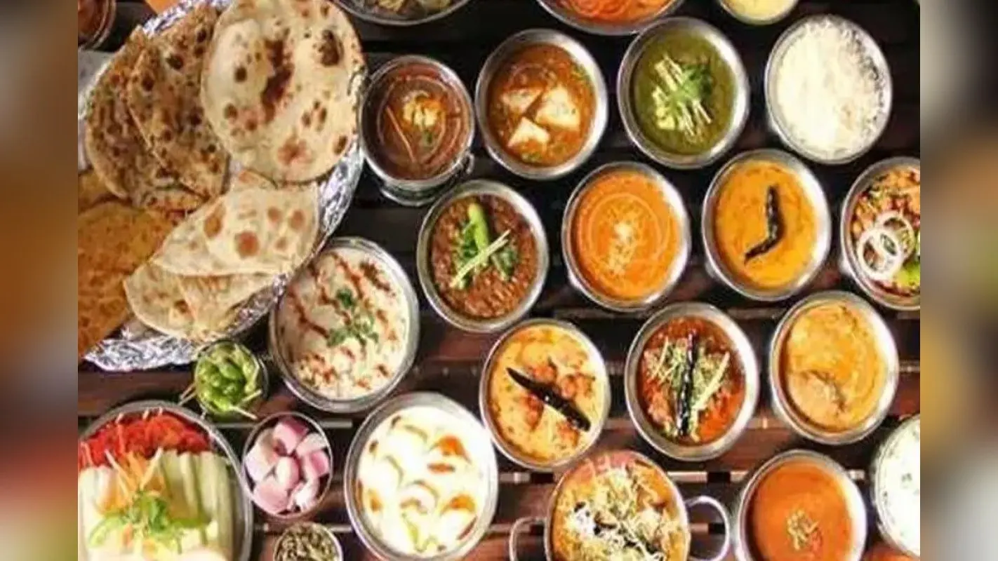 World Tourism Day 2023, Top 10 Food Centres In UP: उत्तर प्रदेश का फेमस खाना, एक बार जरूर करें ट्राई