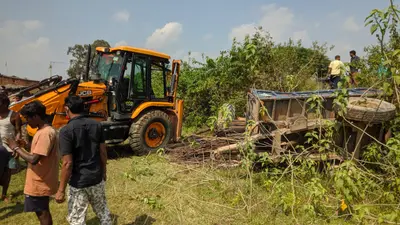 कोरोना संकट के बीच झारखंड में भू-धंसान से कई घर क्षतिग्रस्त, जमीन में पड़ी दरार