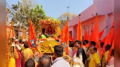 झारखंड : खाटू श्याम की निशान यात्रा से भक्तिमय हुआ सरायकेला, आकर्षक झांकियों ने लोगों का मोहा मन