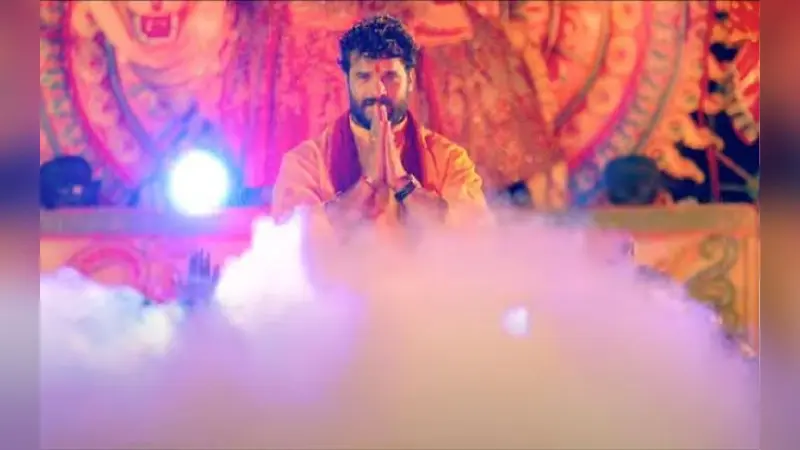 Navaratri Song: खेसारी लाल यादव का नया गाना चलो बुलावा आया है रिलीज, माता रानी की अराधना करते दिखें एक्टर