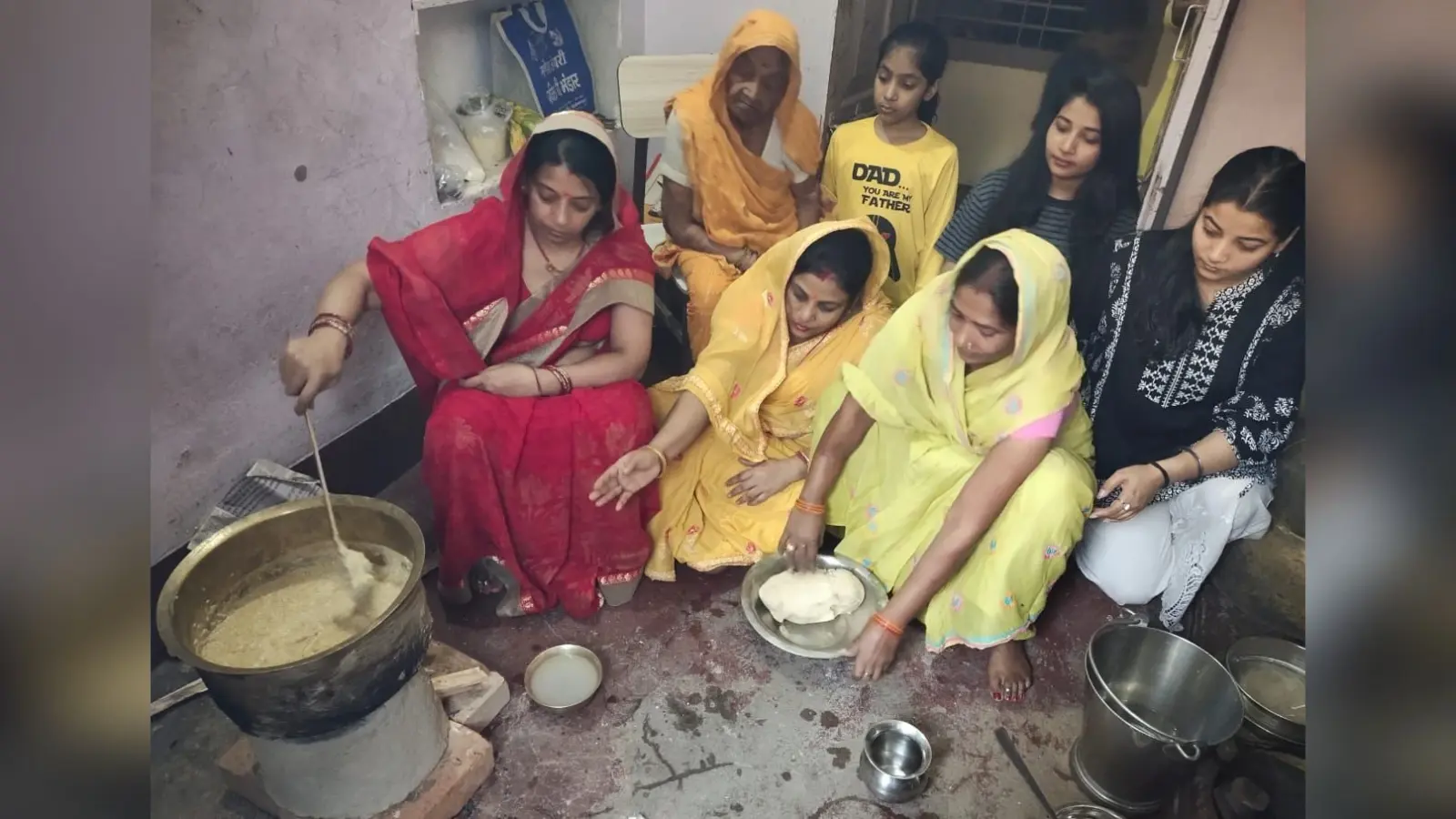 नहाय-खाय के साथ आज से शुरू चार दिवसीय छठ महापर्व, खरना कल, शाम में बनाया जायेगा रोटी व खीर का प्रसाद
