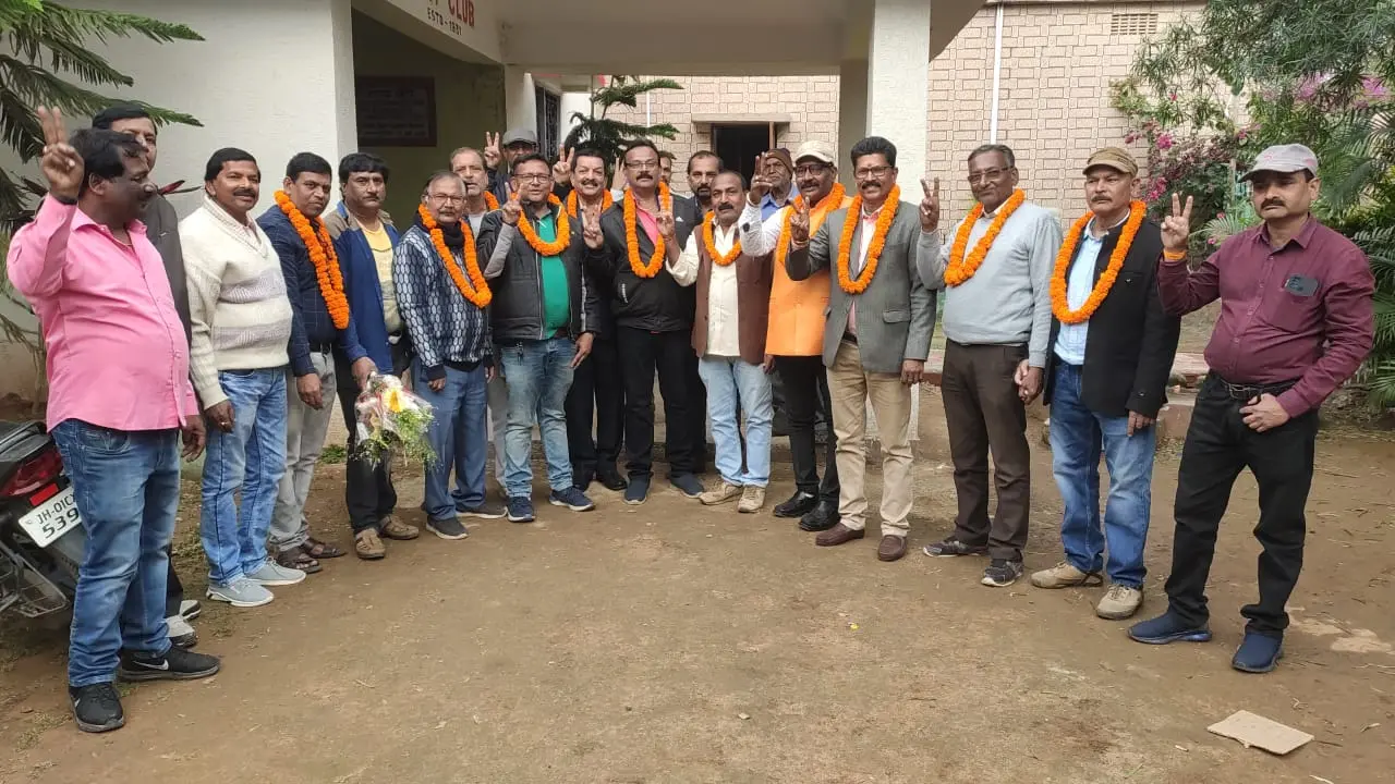 रंजीत प्रसाद दोबारा निर्वाचित हुए खूंटी क्लब के अध्यक्ष, 41 सदस्यों ने किये अपने मताधिकार का प्रयोग