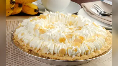 National Bavarian Cream Pie Day: नेशनल बवेरियन क्रीम पाई डे आज, जानें कब हुआ इसका अविष्कार