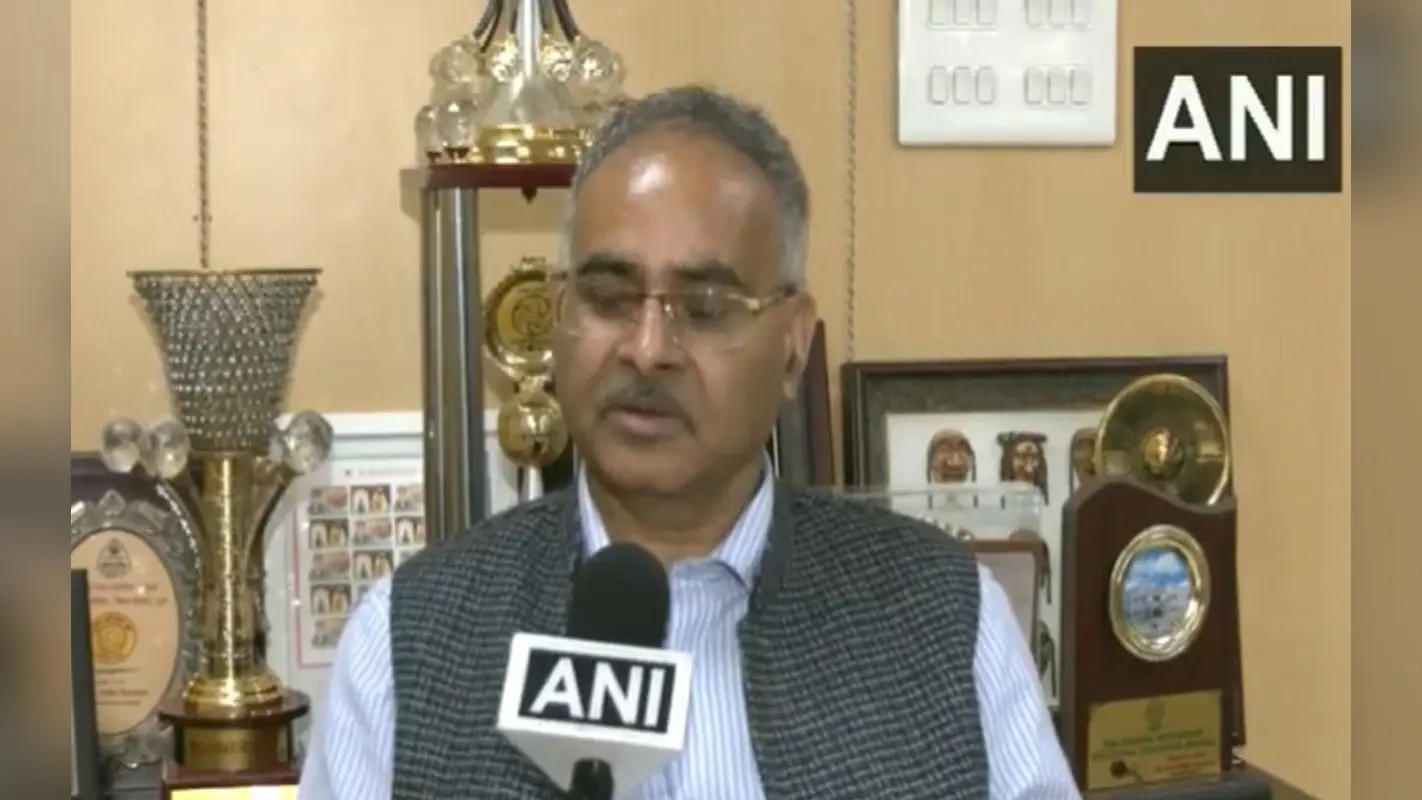 लता मंगेशकर का गाना गाकर फेमस हुई रानू मंडल की जिंदगी में फिर से छाया अंधेरा, कोरोना वायरस के कारण अब ऐसी हो गई हालत