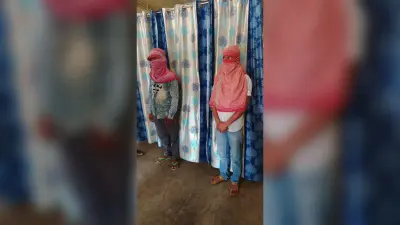 बाइक, स्कूटी और 8 हजार रूपए नगद के साथ दो साइबर अपराधी को पुलिस ने किया गिरफ्तार