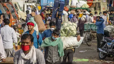 नियमों का नहीं हो रहा है अनुपालन