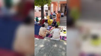 Jharkhand Lockdown Violation: कोडरमा में हो रही थी शादी, पुलिस को देख भागे बाराती, दूल्हा-दुल्हन समेत 50 पर केस दर्ज