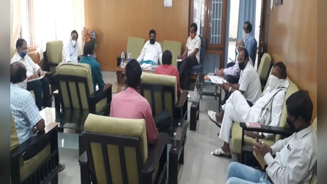 केबल टीवी के जरिये पढ़ेंगे सरकारी स्कूल के बच्चे, शिक्षा मंत्री ने अधिकारियों को दिये कई निर्देश