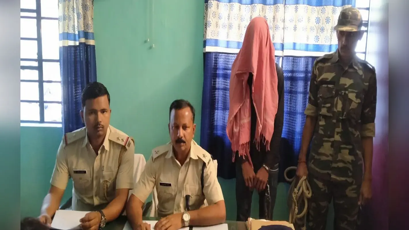 कोडरमा में साइबर क्रिमिनल्स ने ली एक व्यक्ति की जान, ब्लैकमेल से परेशान रिटायर्ड शिक्षक ने की थी आत्महत्या