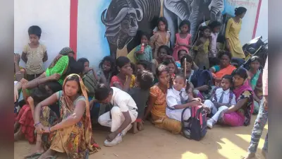 कोडरमा : रेंजर ने स्कूल वैन को किया जब्त, तो लोगों का फूटा गुस्सा, ऑफिस में तोड़फोड़