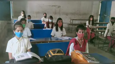 Gorakhpur News: कक्षा 1 से 8 तक सभी स्कूलों को 8 जनवरी तक बंद करने के आदेश, बढ़ती शीतलहर का जारी है ‘कहर’