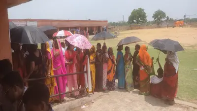 गांव की सरकार को मजबूत करने घरों से निकले मतदाता, कोडरमा में 72 फीसदी से अधिक हुई वोटिंग