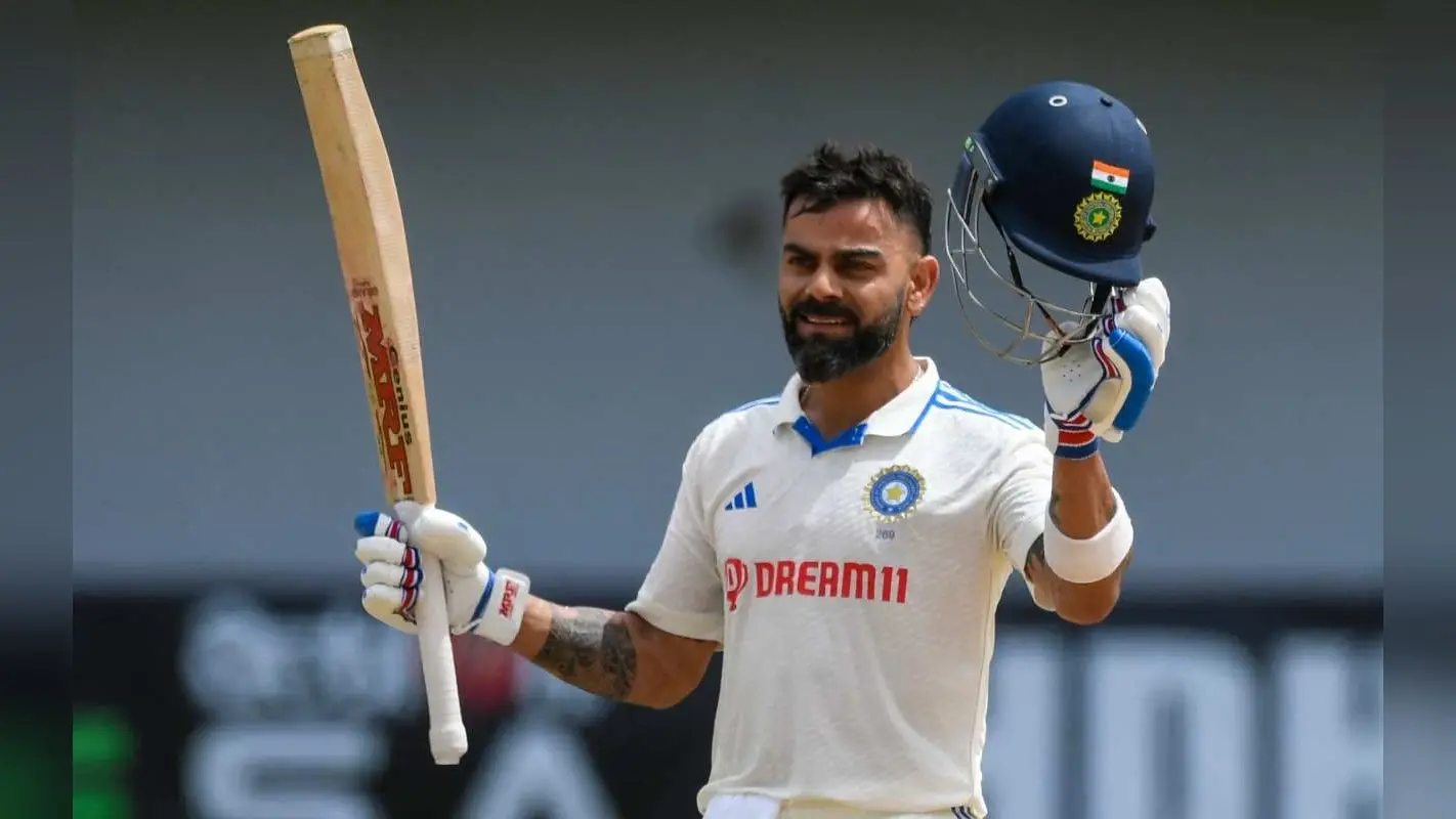 World Cup में विराट कोहली का समर्थन करने भारत आए अमेरिकी यूट्यूबर ‘स्पीड’, धोती पहन क्रिकेट खेलते आए नजर