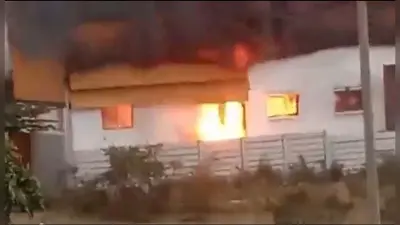 महाराष्ट्र : कोल्हापुर में केमिकल प्लांट में भीषण आग, मुंबई के ताड़देव की आग में एक मौत