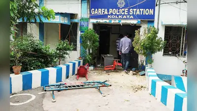 कोलकाता पुलिस कांस्टेबल की मौत पर सहकर्मियों का फूटा गुस्सा, थाना में की तोड़फोड़, लापरवाही का लगाया आरोप