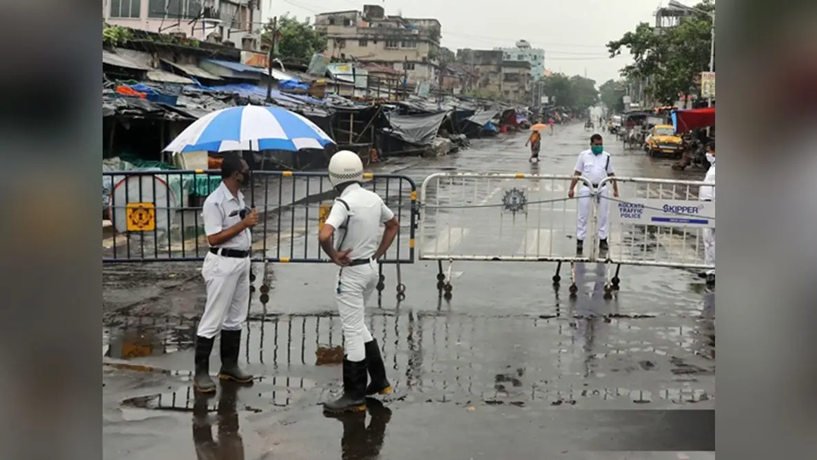 Coronavirus In West Bengal : बंगाल में लॉकडाउन बेअसर, कोरोना के 2912 नये मामले, 52 संक्रमितों की मौत