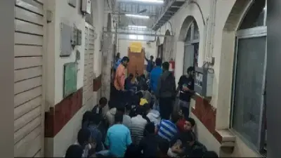 कोलकाता मेडिकल कॉलेज के छात्रों का भूख हड़ताल जारी, कई छात्र बीमार