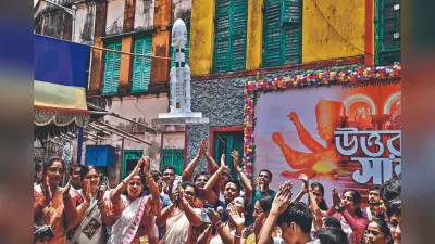 यात्रियों को खचाखच भर शालीमार स्टेशन से निकली थी कोरोमंडल एक्सप्रेस, हादसे के बाद परिजनों का हाल हुआ बेहाल