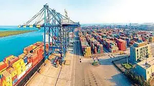 Adani Ports: तीन महीने में 65 प्रतिशत बढ़ गयी अदाणी पोर्ट्स की कमाई, 5% तक उछल गया शेयर का भाव