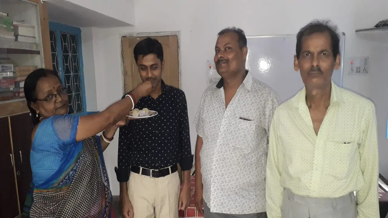 JPSC Result: कोडरमा के कौशिक, केदला के चेतन और बुंडू की बबिता को मिली सफलता, इनके बारे में जानें