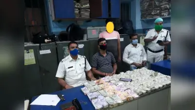 कोलकाता में चुनाव से पहले 33.87 लाख रुपये जब्त, एक को पुलिस ने किया गिरफ्तार