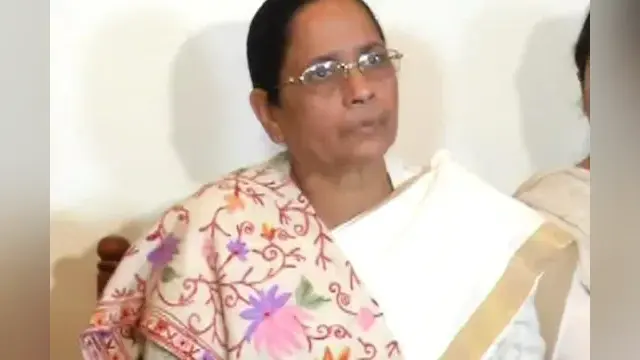 संविधान खतरे में है, BJP मनुस्मृति लाना चाहती है. लेकिन ऐसा होने नहीं देंगे, कृष्णा पटेल ने किया कटाक्ष