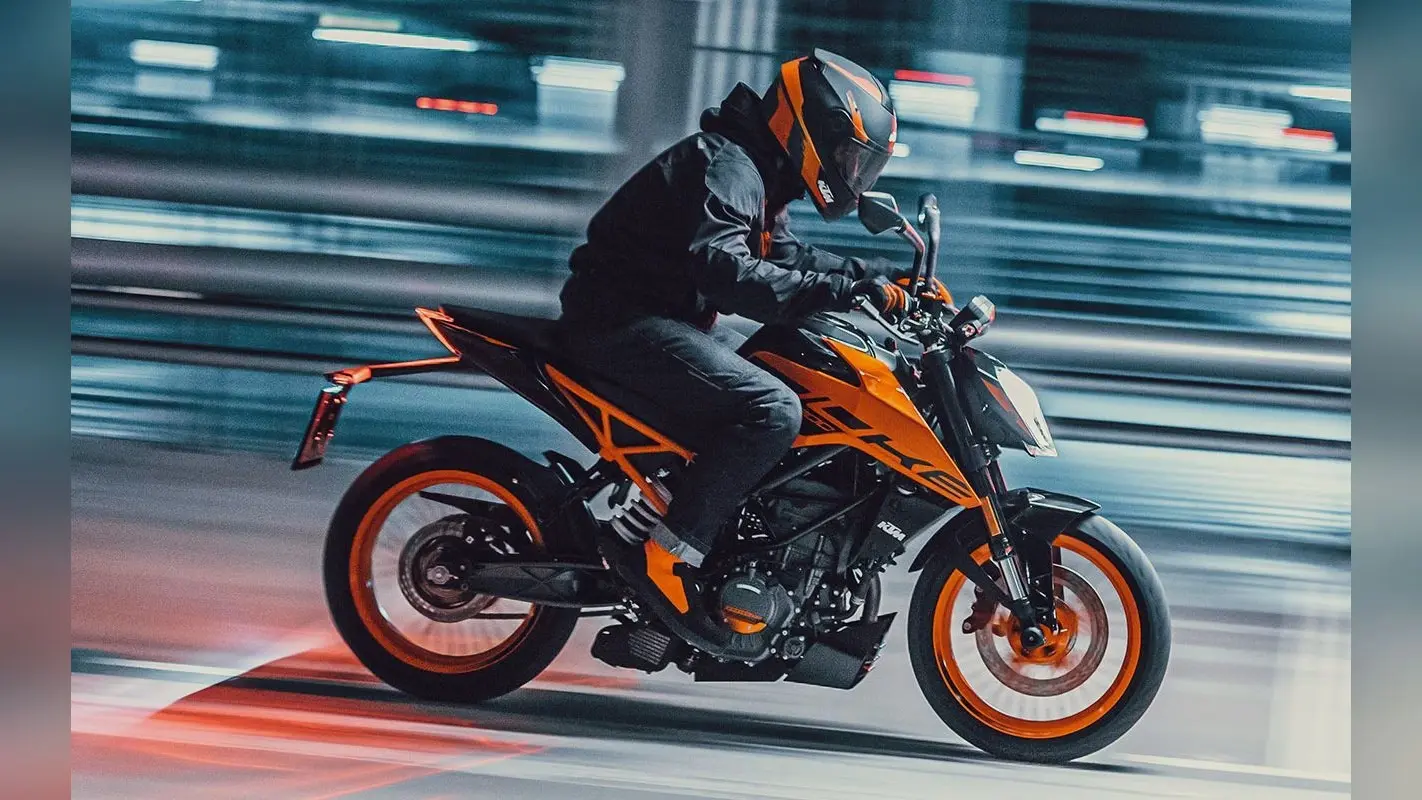 KTM Duke 200 जल्द अपने नये अवतार में होगी लॉन्च, जानें कीमत और फीचर्स
