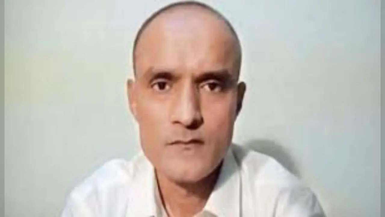 पाकिस्तान ने कुलभूषण जाधव से मिलने के लिए भारतीय उच्चायुक्त को दूसरी बार दी सशर्त काउंसलर एक्सेस