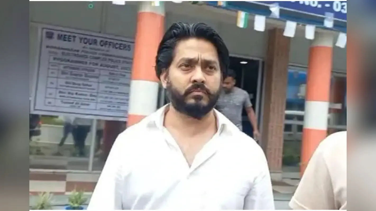 सॉल्टलेक : करोड़ों की साइबर ठगी के मामले में ईडी और सीआईडी के रडार पर था कुणाल गुप्ता, पुलिस ने किया गिरफ्तार