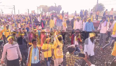 कुड़मी आंदोलन की वजह से दक्षिण पूर्व रेलवे की 316 ट्रेनें रद्द, आज कैंसल ट्रेनों की पूरी लिस्ट यहां देखें