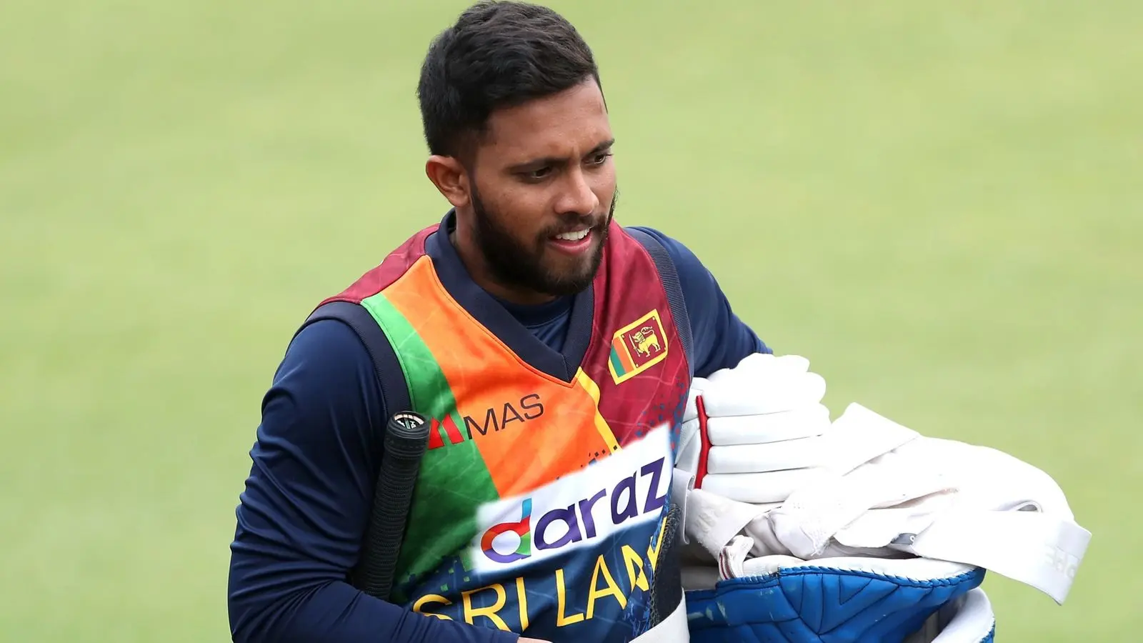 IND vs SL 1st Test: श्रीलंका को झटका, धाकड़ बल्लेबाज पहले टेस्ट से बाहर, डिकवेला की वापसी