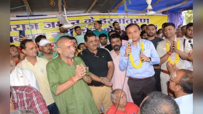 देवघर की लखराज जमीन की रजिस्ट्री व हस्तांतरण को लेकर 10 दिनों से चल रहा आमरण अनशन खत्म, मिला ये आश्वासन