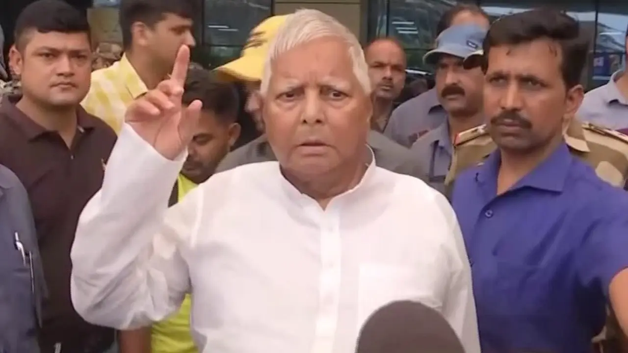 UPSC की नई भर्ती पर भड़के लालू यादव, बोले- आरक्षण खत्म करने के लिए केंद्र सरकार अपना रही ‘नागपुरिया मॉडल’