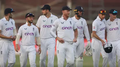 Ashes 2023: रोमांचक हुआ पहला टेस्ट, आखिरी दिन इंग्लैंड को चाहिए 7 विकेट तो ऑस्ट्रेलिया को बनाने हैं 174 रन