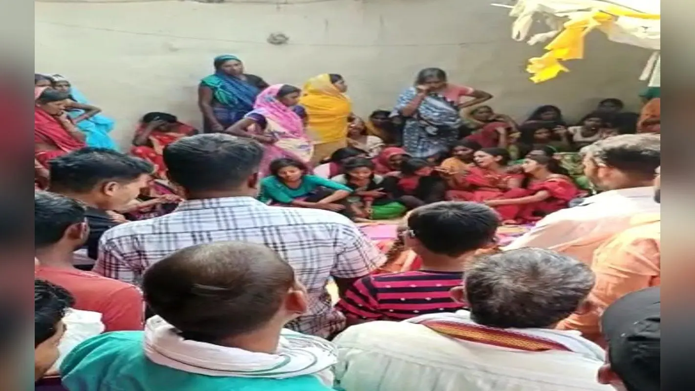 झारखंड: जमीन विवाद में टांगी से वार कर युवक की हत्या, भाई समेत दो लोग घायल, 5 के खिलाफ केस दर्ज