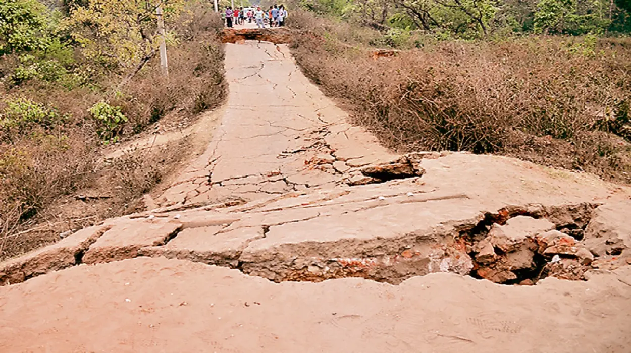 गढ़वा में सॉलिड वेस्ट मैनेजमेंट निर्माण में वन विभाग ने फंसाया पेंच, अब देनी होगी बदले में 10 एकड़ जमीन
