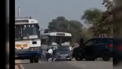 Telangana Lawyer Couple Killed : वकील दंपती को दिन दहाड़े सड़क पर चाकू से गोदा, हाईकोर्ट ने सरकार पर खड़ा किया सवाल