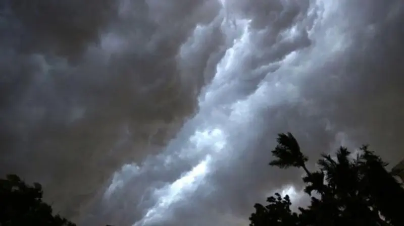 Bihar weather Today: बिहार के इन जिलों में अगले दो दिनों तक हल्की बारिश संभवना, जानें अपने शहर का हाल