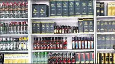 झारखंड के शराब दुकानों में ली जा रही है MRP से अधिक कीमत, सचिव के निर्देश के बाद भी नहीं लग रही लगाम