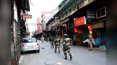 Lockdown Extension in UP : यूपी में फिर बढ़ा कोरोना कर्फ्यू, जानें अब क्या खुलेगा और क्या नहीं