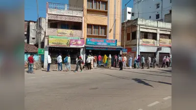 Coronavirus Pandemic : लोहरदगा में लोगों को समझ आया लॉकडाउन का महत्व, चारों ओर पसरा है सन्नाटा