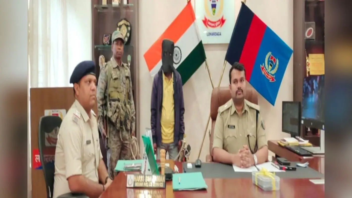 झारखंड: टीपीसी का हार्डकोर नक्सली कुलेश्वर कुमार यादव पलामू से अरेस्ट, लोहरदगा पुलिस को ऐसे मिली कामयाबी