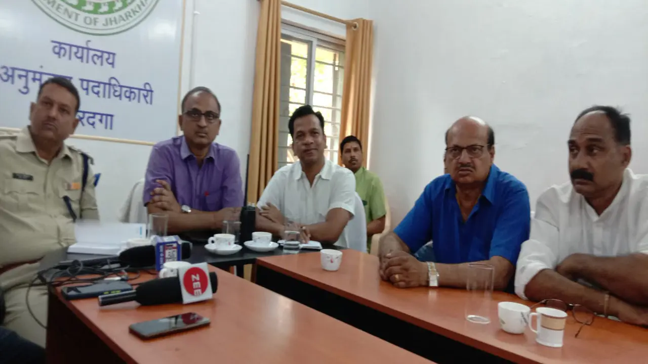 झारखंड के लोहरदगा में अशांति फैलाने में स्लीपर सेल का हाथ, SDO बोले- बख्शे नहीं जाएंगे दोषी