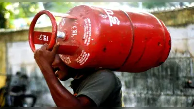 बिहार में LPG सिलेंडर की सप्लाई पर लग सकती है ब्रेक, पांच दिनों के लिए बंद हो सकता है बॉटलिंग प्लांट