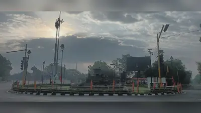 UP Weather Forecast: यूपी में बदल रहे मौसम के रंग, कहीं बारिश-कहीं धूप, एनसीआर में काले बादलों ने डेरा डाला