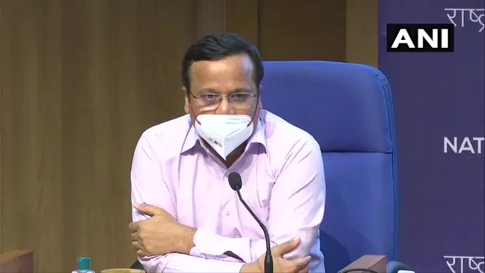 कोरोना की तीसरी लहर को रोकना मुश्किल, स्वास्थ्य मंत्रालय ने कहा- वायरस ट्रांसमिशन के लिए नया तरीका नहीं अपना रहा, पर तेजी से बढ़ा रहा संक्रमण
