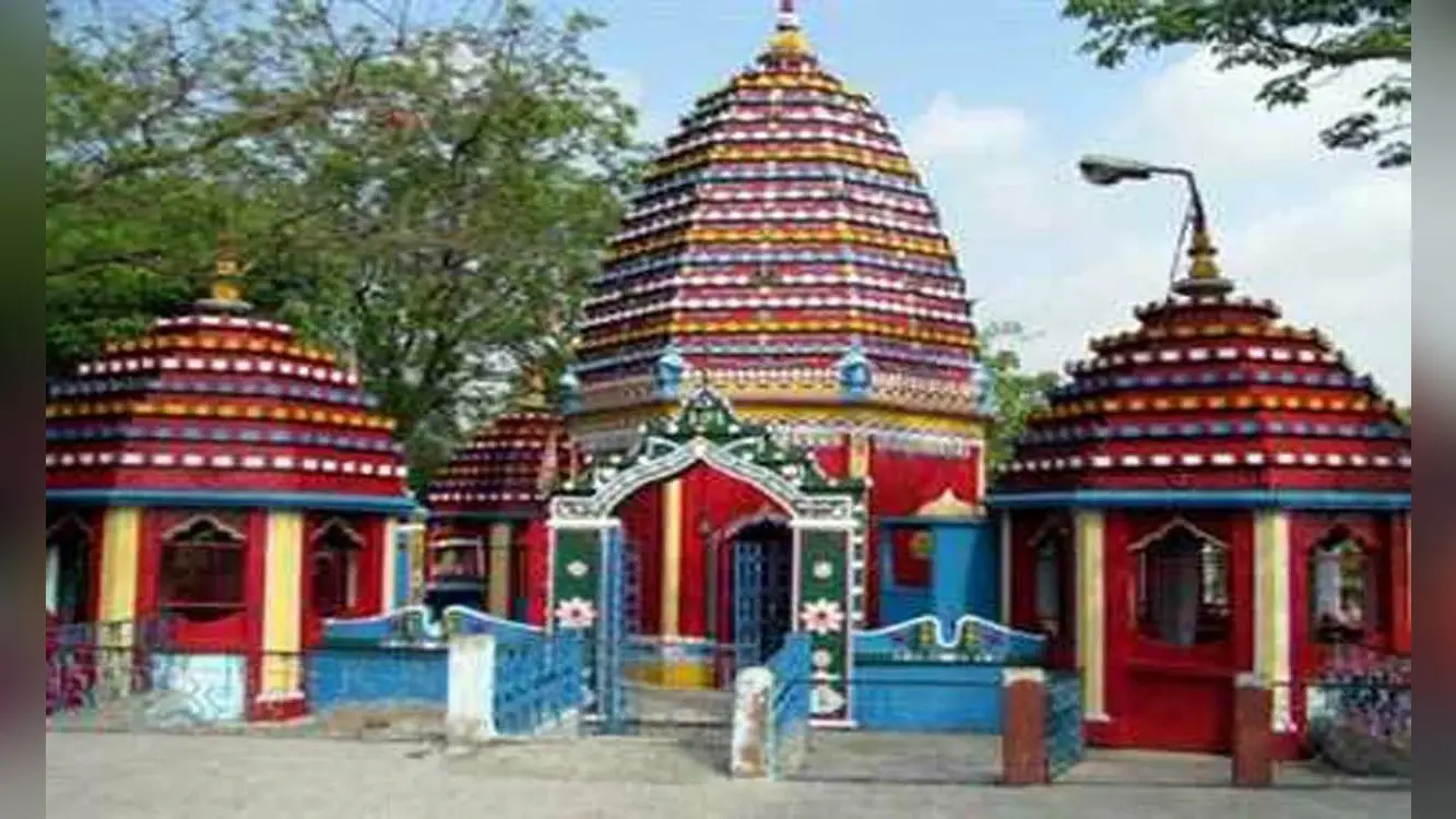 रजरप्पा के मां छिन्नमस्तिके मंदिर में कार्तिक अमावस्या के दिन तंत्र-मंत्र सिद्धि का है विशेष महत्व, कई स्थानों से पहुंचते हैं साधक