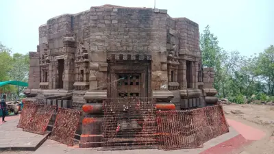 बिहार के इस देवी मंदिर की अनोखी मान्यता, बिना रक्त बहाए दी जाती है बलि, जानें रोचक रहस्य