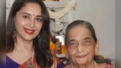 Madhuri Dixit Mother Death: माधुरी दीक्षित पर टूटा दुखों का पहाड़, एक्ट्रेस की मां का 90 साल की उम्र में निधन
