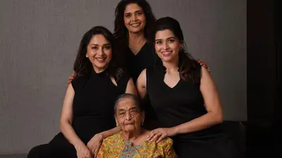 Madhuri Dixit की तरह ही खूबसूरत हैं उनकी बहनें, अनसीन फोटो वायरल, फैंस बोले- उन्हें पहले कभी नहीं देखा